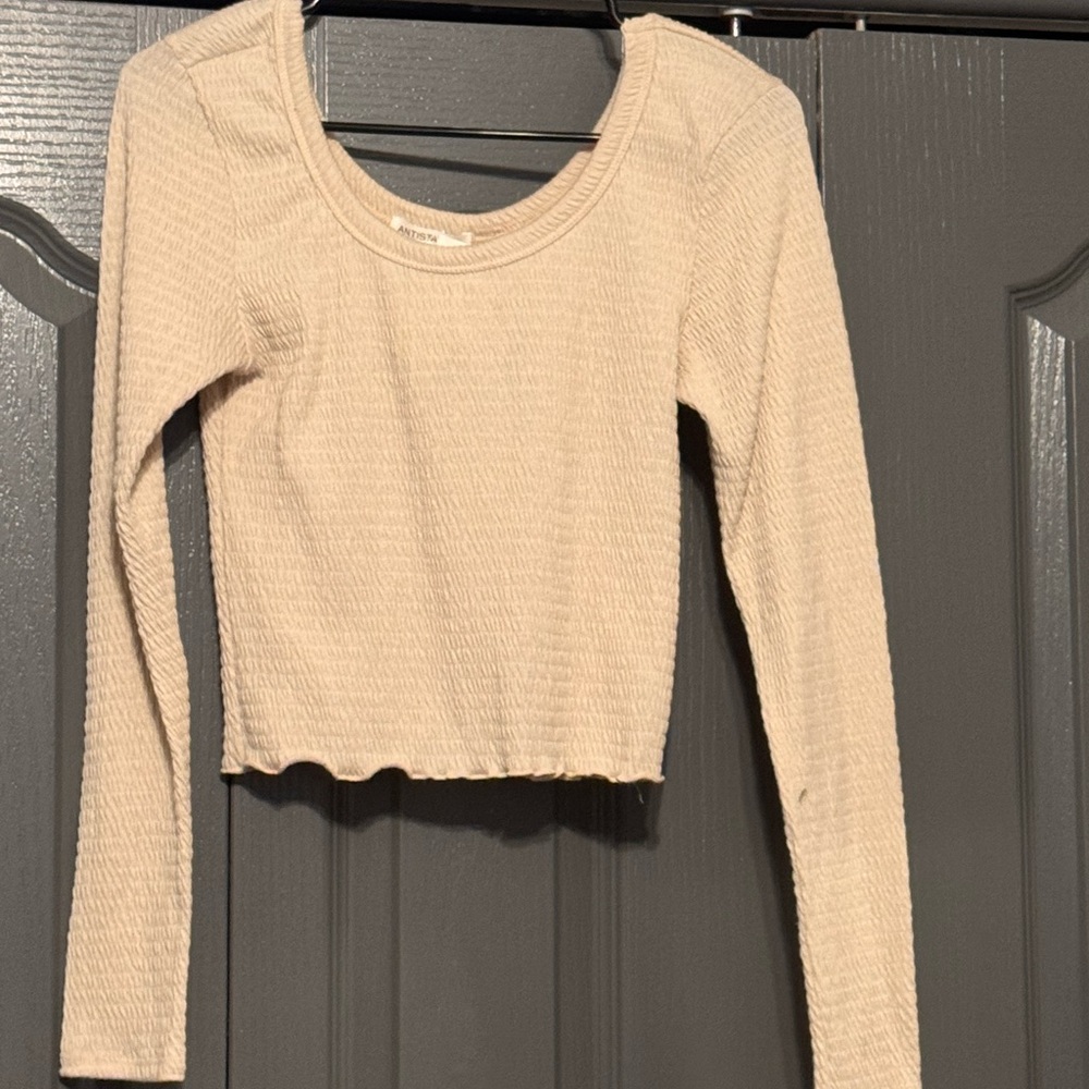 Women's Cream Long Sleeve Top